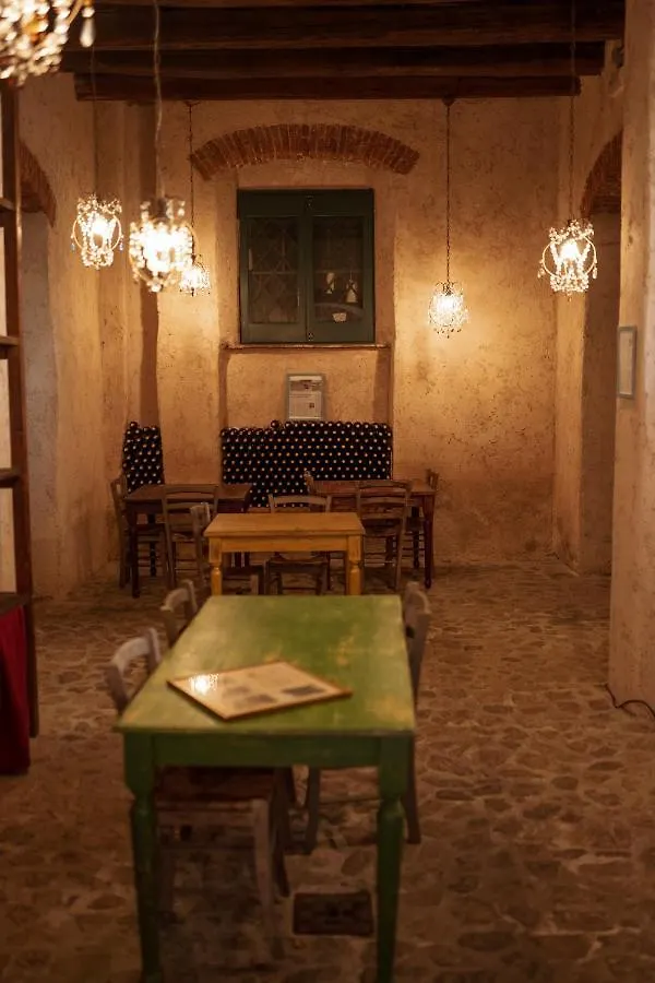 ラ・スペツィア Agriturismo Cerrolungoヴィラ ファームステイ