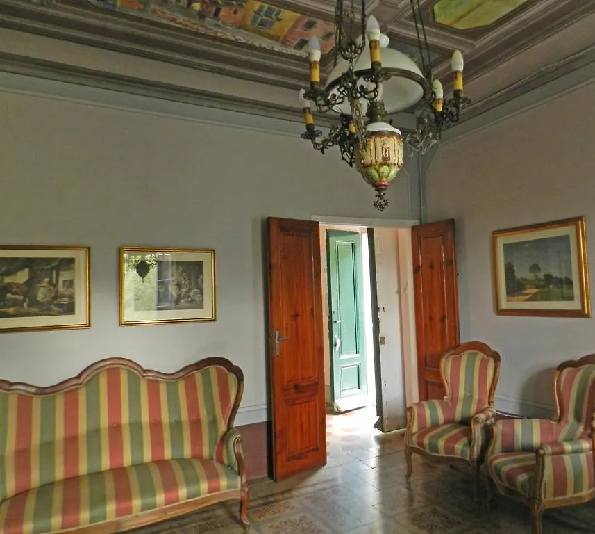 ファームステイ ラ・スペツィア Agriturismo Cerrolungoヴィラ